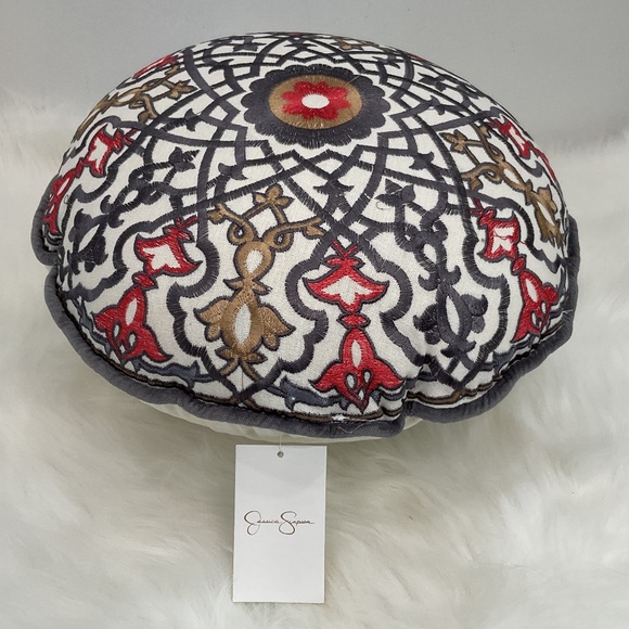 NWT Jessica Simpson Multi-Coloured Embroidered Round Cushion/Neutral Backside - Picture 8 of 10